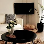 Cozy Apartment 2